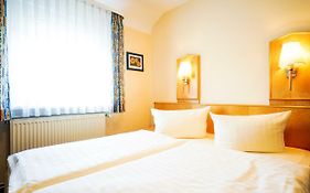 Hotel Sauer Garni